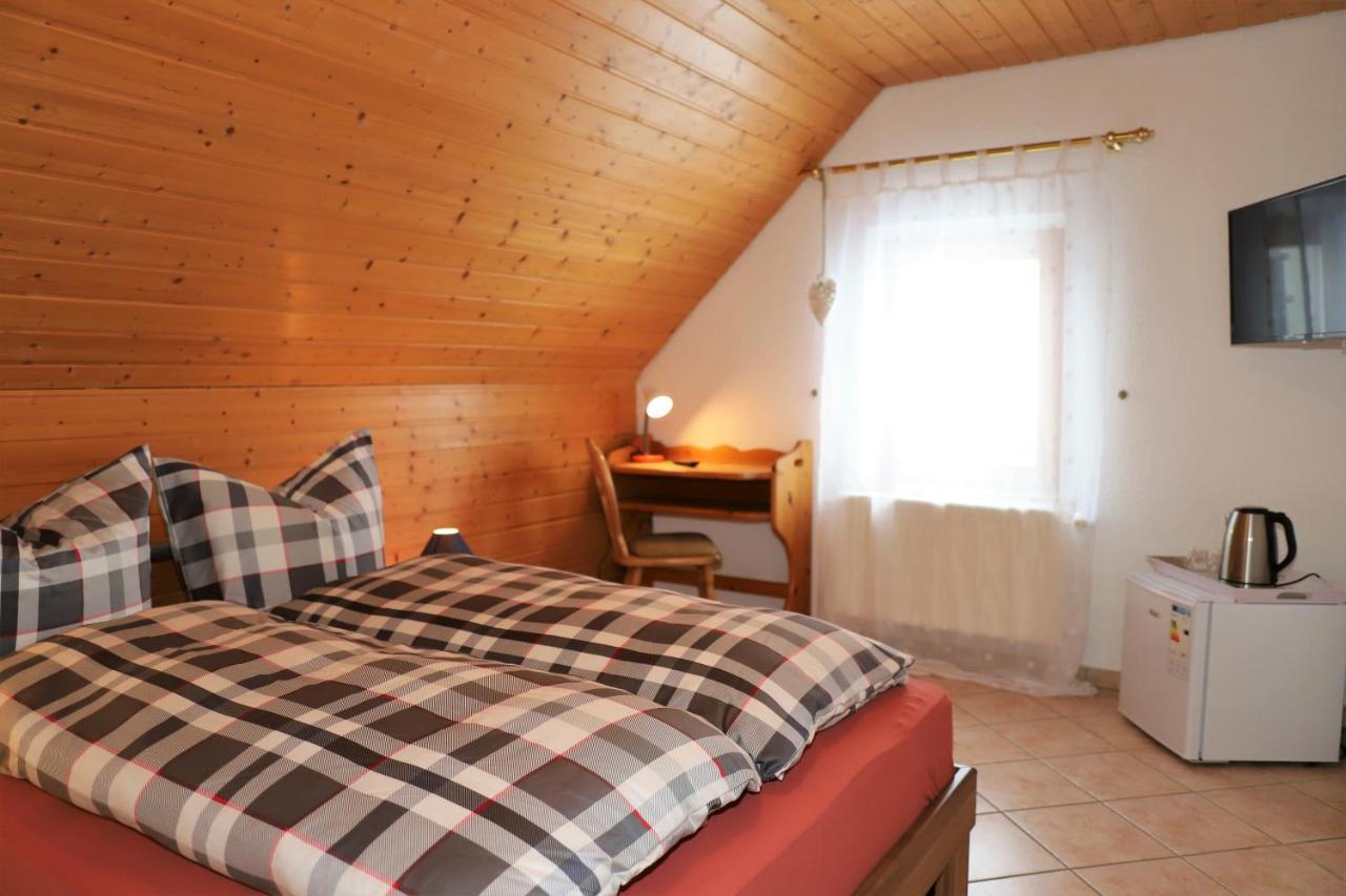 Gästehaus Willaringen Rickenbach  Zimmer foto