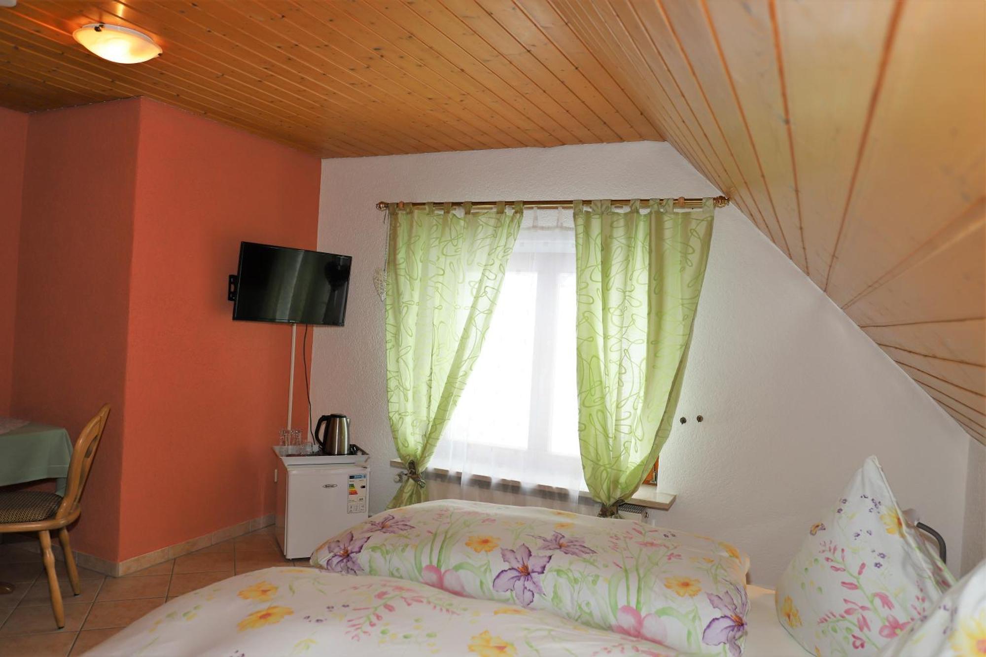Gästehaus Willaringen Rickenbach  Zimmer foto